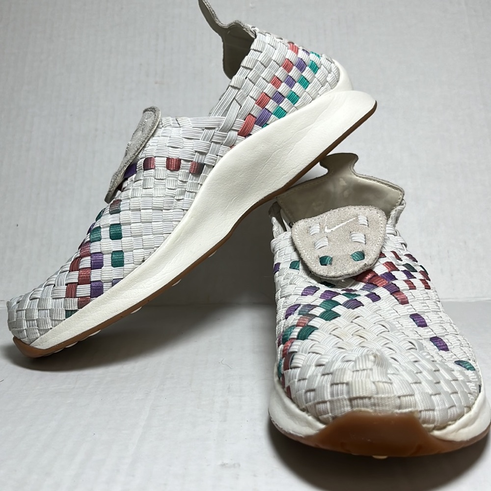 Nike Air Woven multicolor woven Sail Red Stardust slip on sneaker women’s size 7